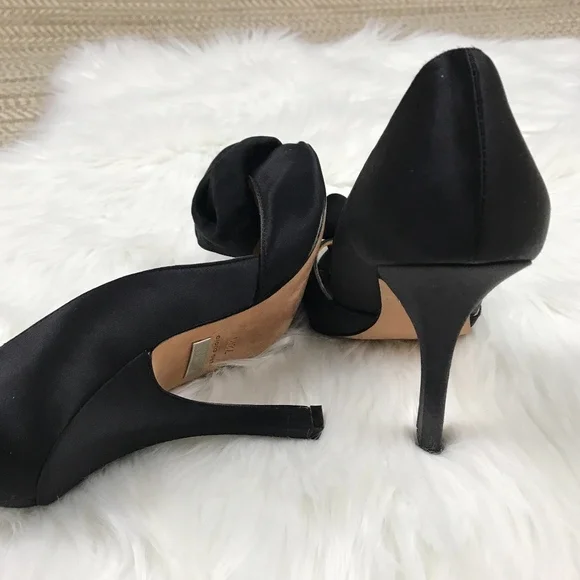 Badgley Mischka Peep Toe Heels - Picture 5 of 8